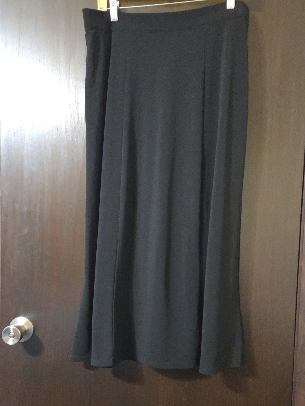 Laura Scott black skirt  size Large